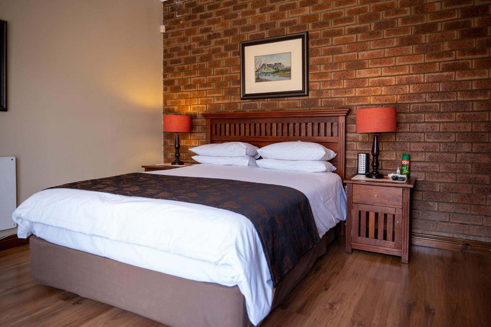 Asante Guest House Vanderbijlpark Exterior foto